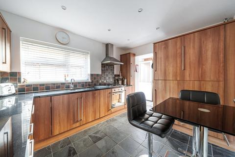 undefined, London Row, Arlesey, SG15