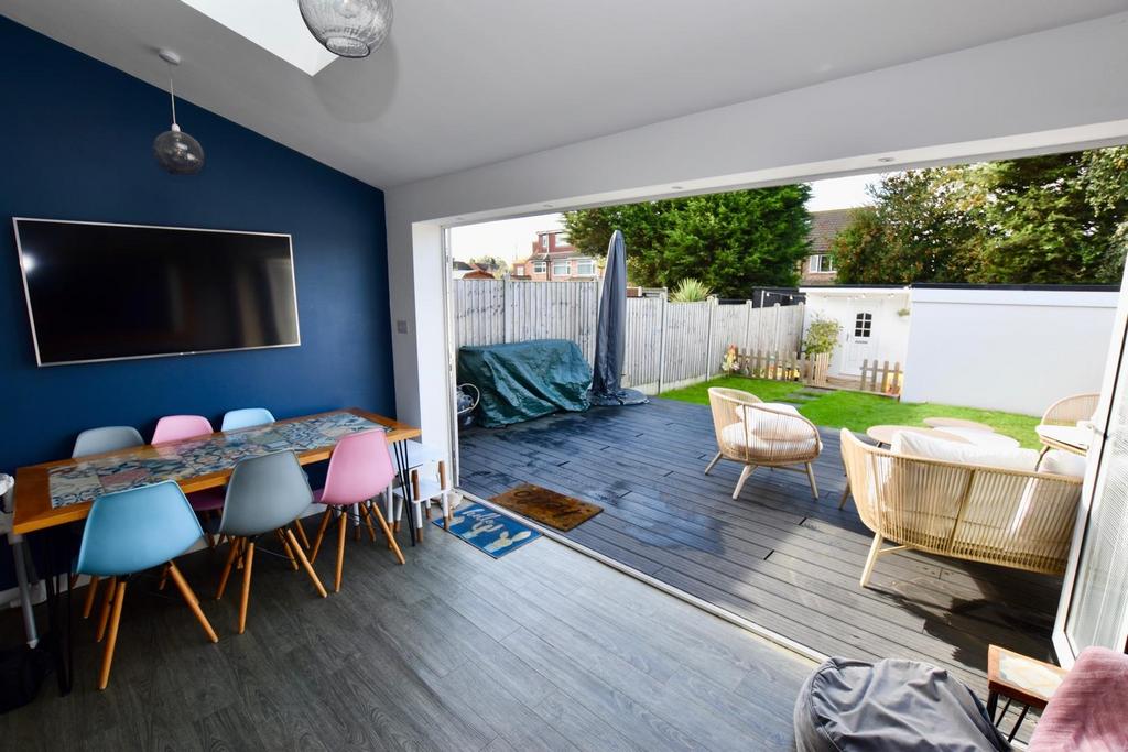 Dining with Bi-folds to Patio
