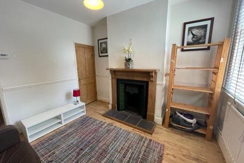 2 bedroom terraced house to rent - Leopold Road, Leicester