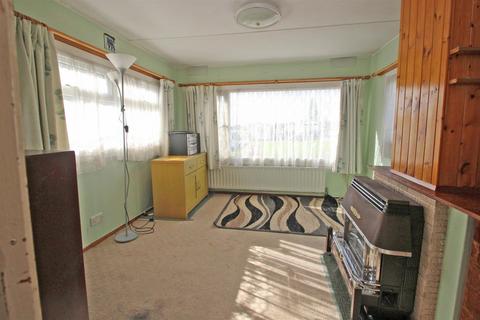 2 bedroom mobile home for sale - Folly Lane, East Cowes