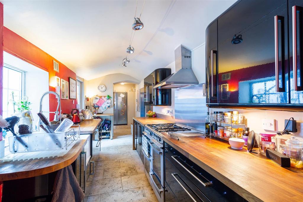 Kitchen.jpg