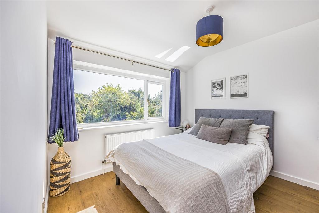 39 Fernhurst Close, Hayling Island-Portico Marketin
