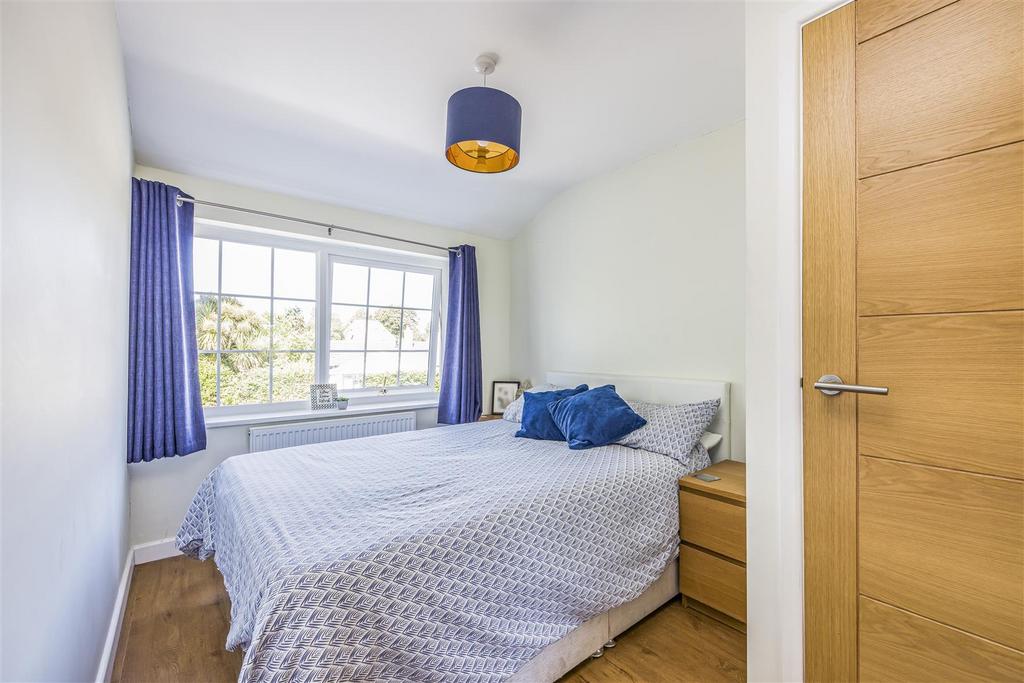 39 Fernhurst Close, Hayling Island-Portico Marketin