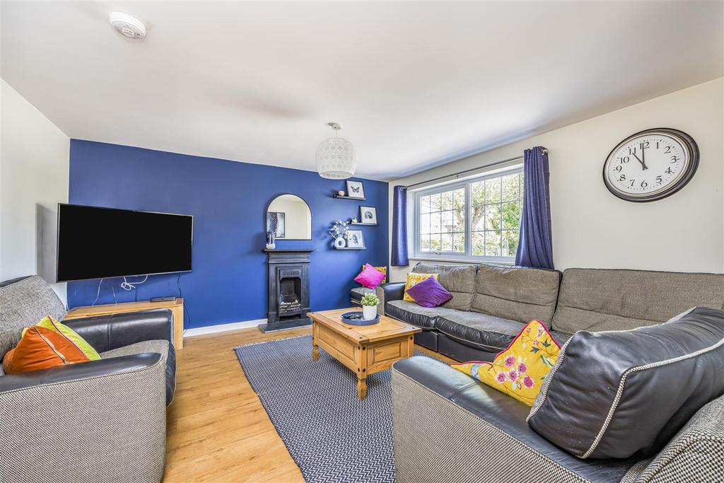 39 Fernhurst Close, Hayling Island-Portico Marketin