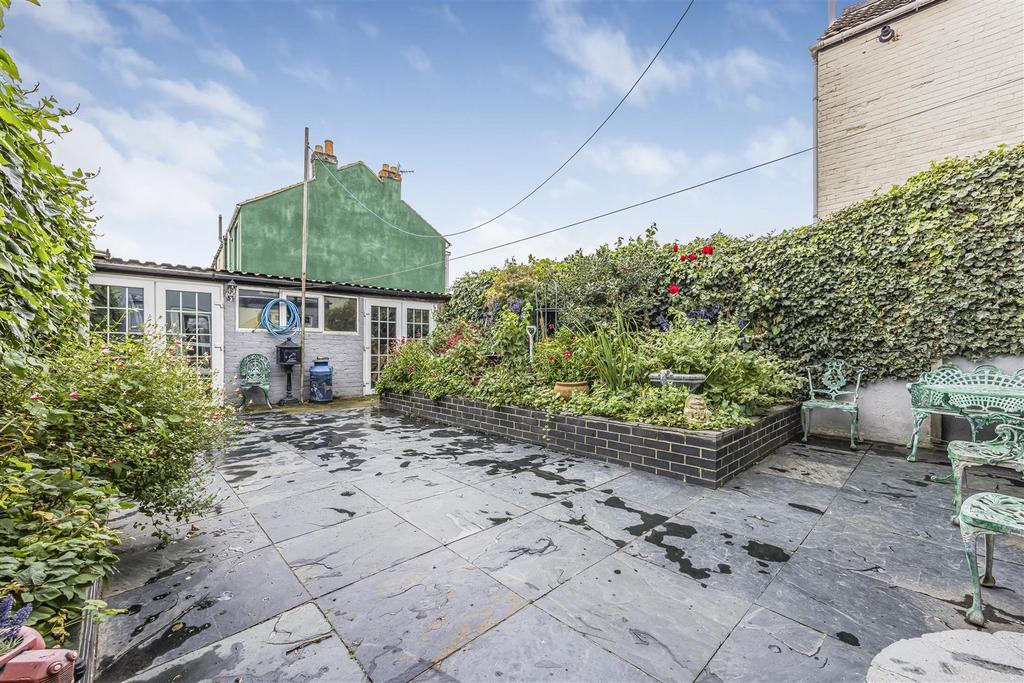 142 Langstone Road, Baffins-Portico Marketing-Sarah