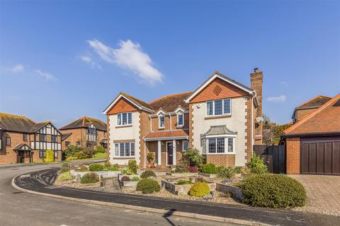 8 Spinnaker View, Havant, PO9 3JD