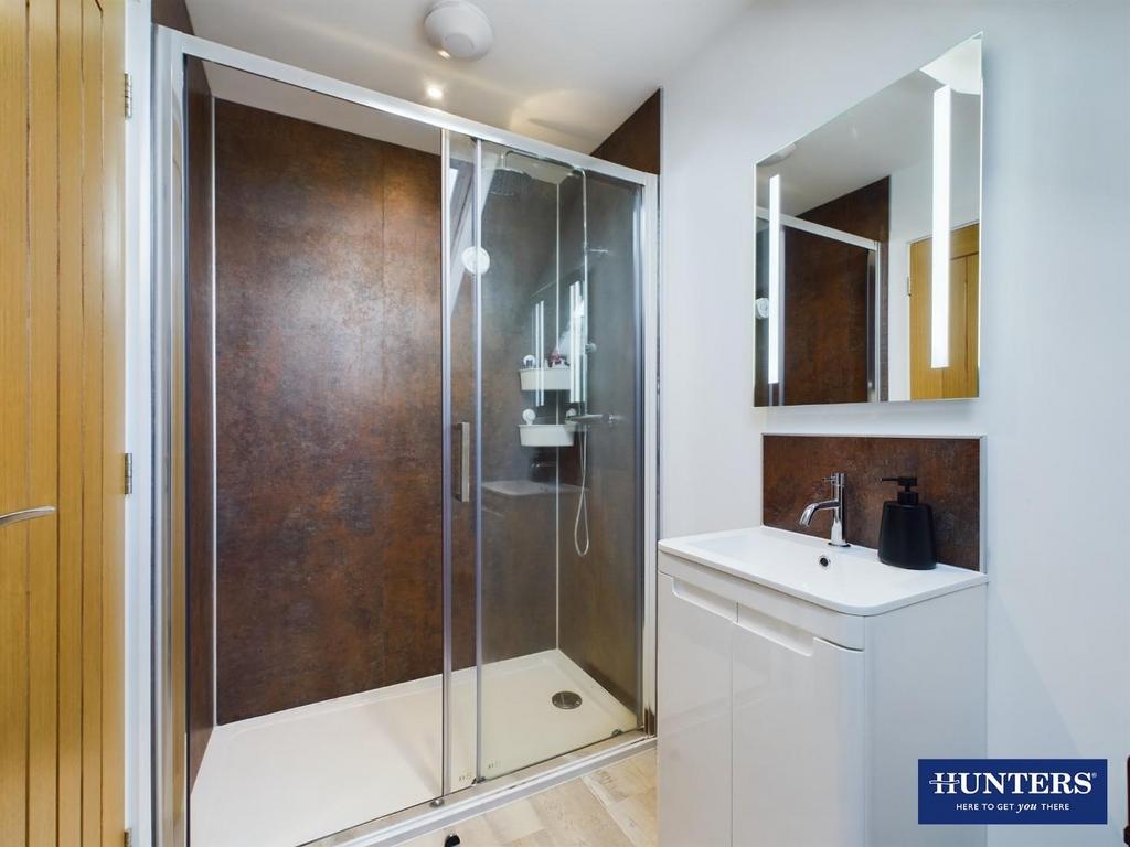 Bedroom One En-Suite