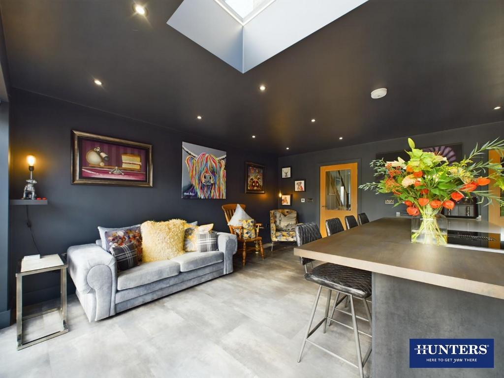Kitchen Family Room
