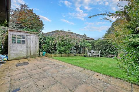 15 Hill Hall, Theydon Mount, Epping, CM16 7QQ