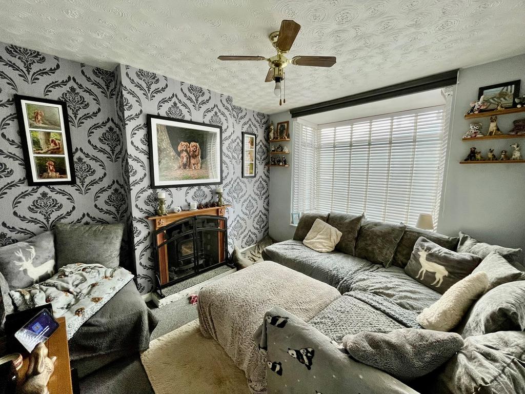 Spencer Street, Raunds, Wellingborough, NN9 2 bed end of terrace house