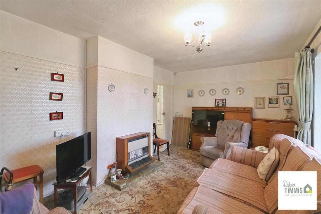Dividy Road, Bentilee, StokeOnTrent 3 bed semidetached house for