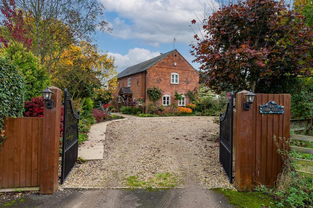 West Felton, Oswestry 4 bed barn conversion for sale £599,950