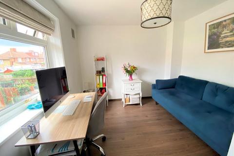 82 Titchfield Road, Carshalton, SM5 1PX