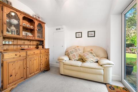2 bedroom retirement property for sale, Lynwood Village, Sunninghill