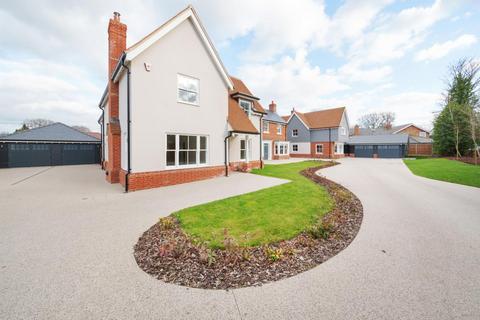 4 bedroom detached house for sale, Common Road, Stock, Ingatestone