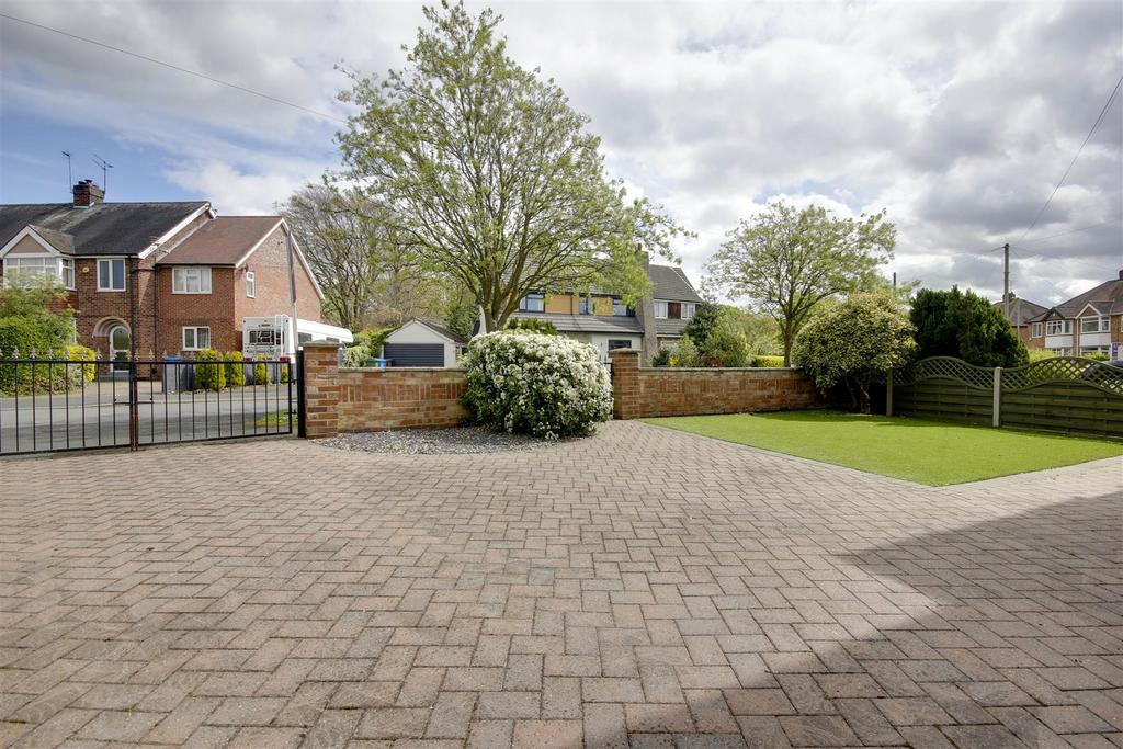 Front Garden &amp; Drive