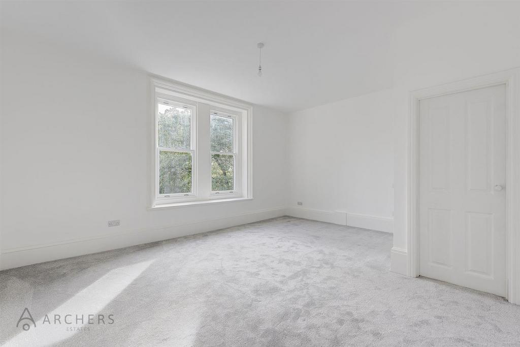 Apt.1,Ranmoor Park Road(Interior)(20of32).jpg
