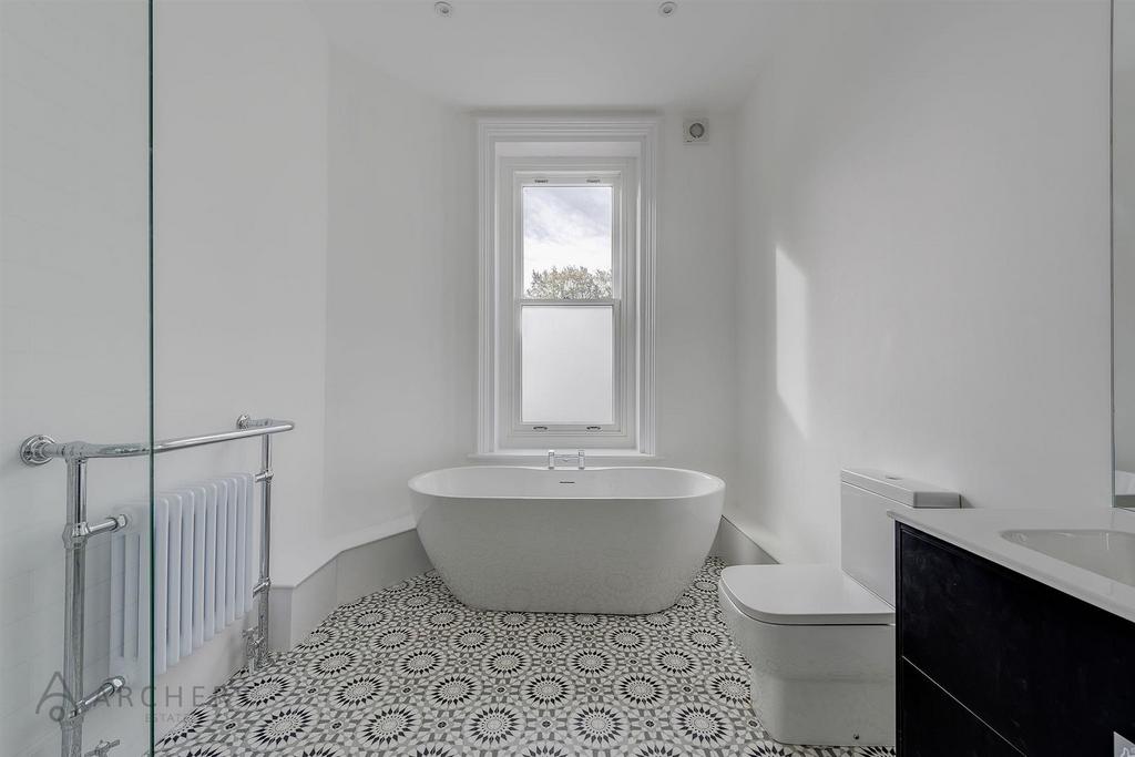 Apt.1,Ranmoor Park Road(Interior)(16of32).jpg