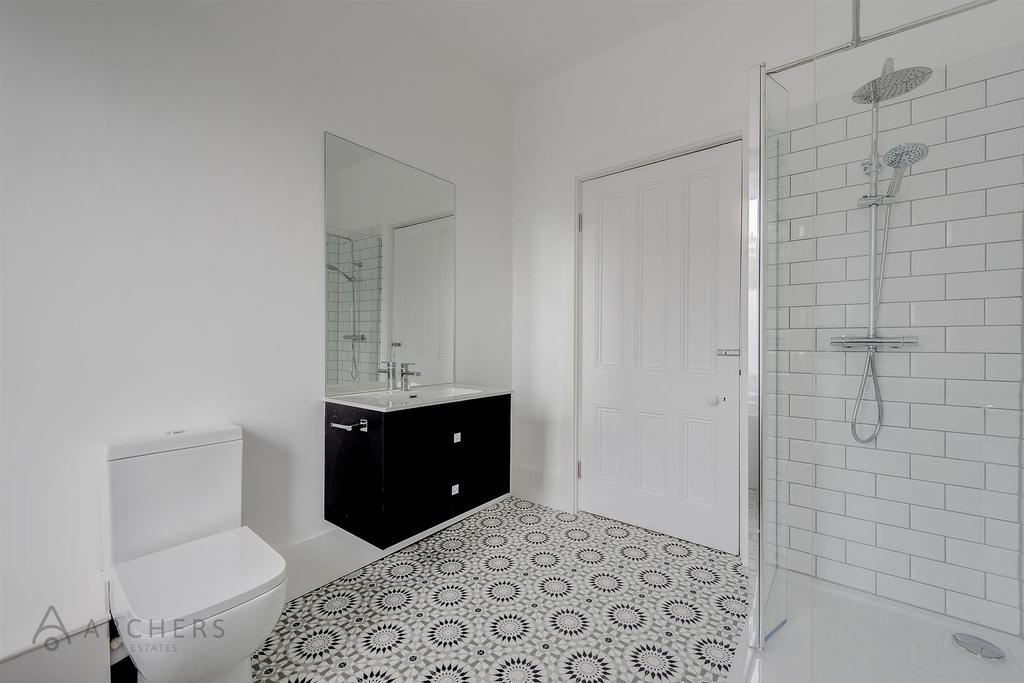 Apt.1,Ranmoor Park Road(Interior)(18of32).jpg