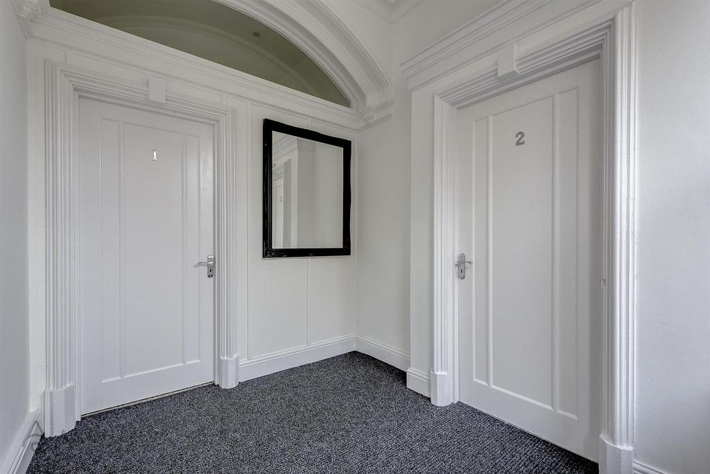Apt.1,Ranmoor Park Road(Interior)(2of32).jpg