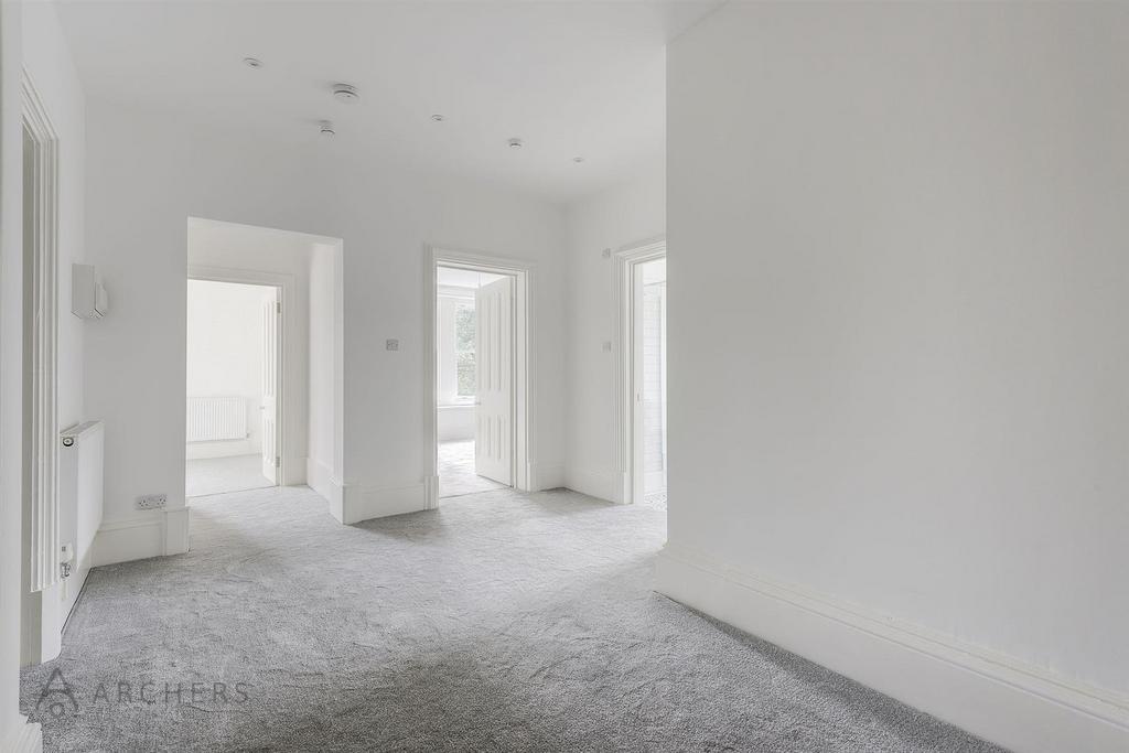Apt.1,Ranmoor Park Road(Interior)(4of32).jpg