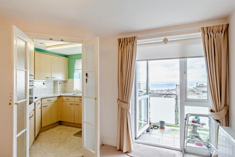 1 bedroom apartment for sale, Marina Court, Mount Wise, Newquay