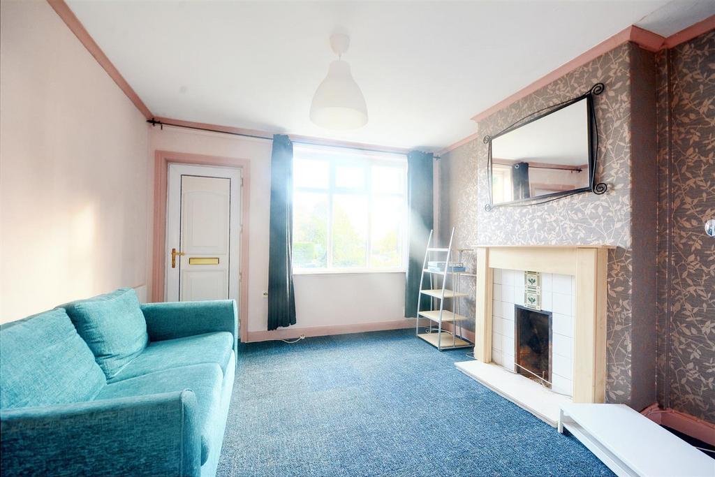 Lounge/Sitting Room