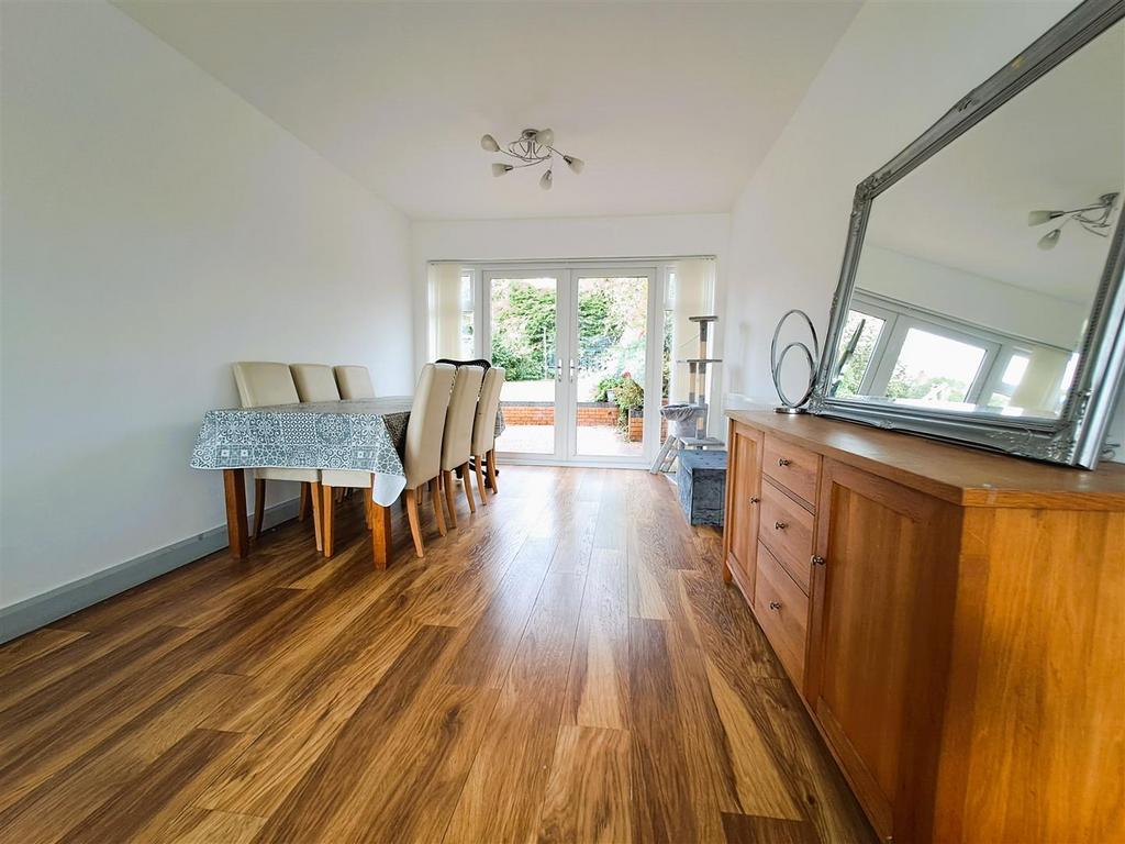 Olorenshaw Road, Sheldon, Birmingham 3 bed semidetached house for sale