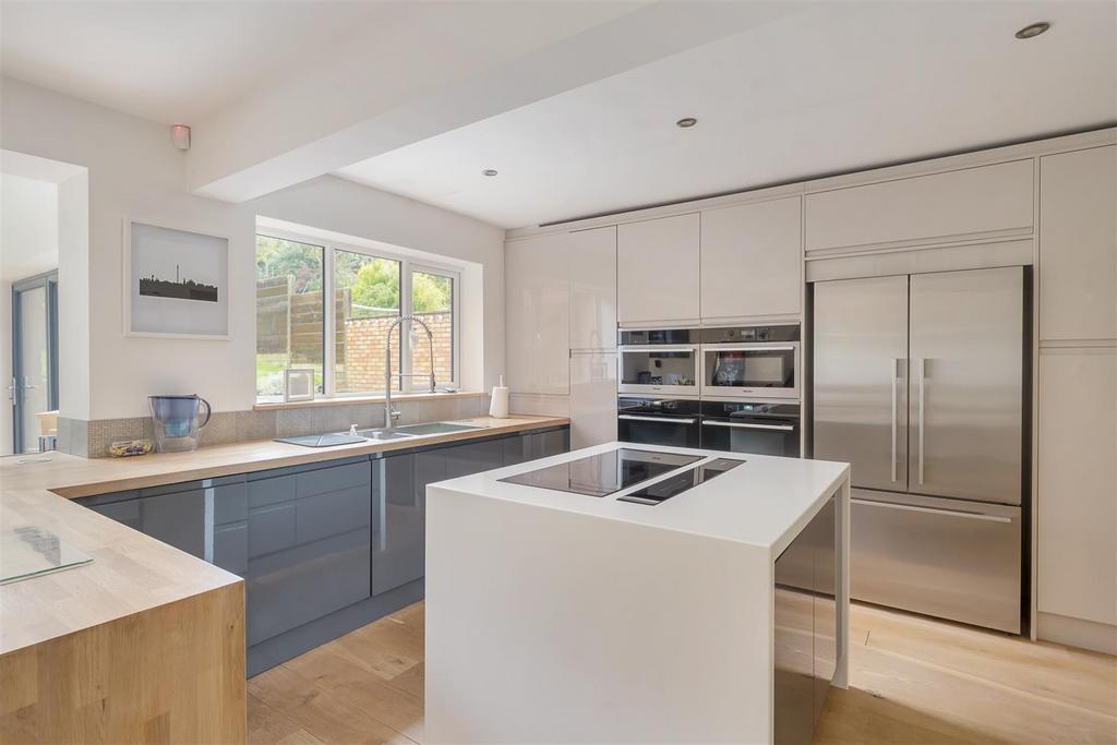 Vale Road, St Leonards On Sea 5 bed detached house for sale £875,000
