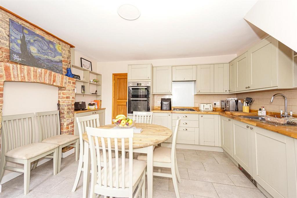 Ashburnham Road, Hastings 5 bed terraced house for sale £475,000