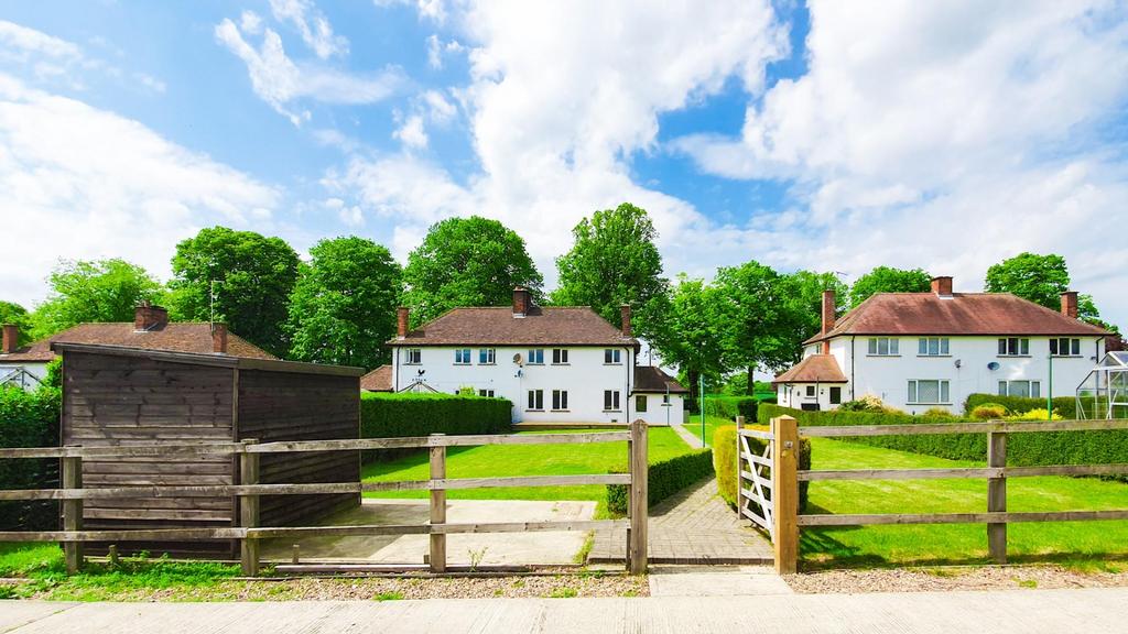 Alswick Hall, Buntingford 3 bed semidetached house to rent £1,450