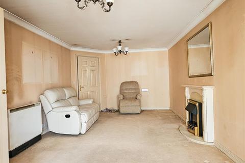 1 bedroom retirement property for sale, Port Mill Court, Barnstaple EX31