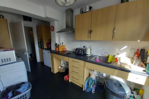 36 Withy Mead, London, E4 6JZ