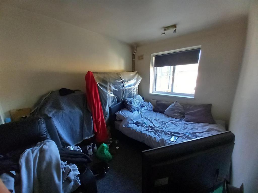 Bedroom2.jpg