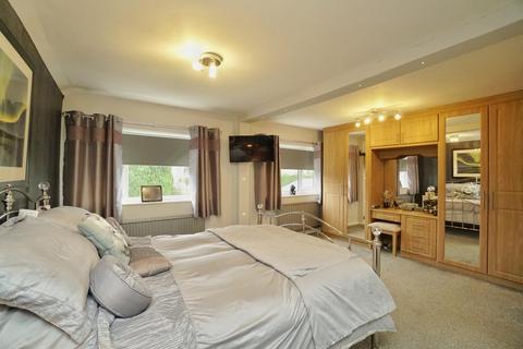 3 bedroom detached house for sale, Oak Tree Lane, Haxby, York, YO32 3YL