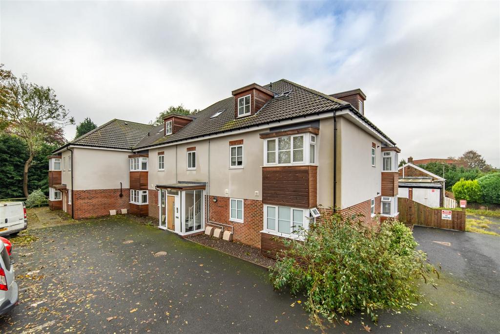 Warkworth House, Wideopen, NE13 2 bed flat £120,000