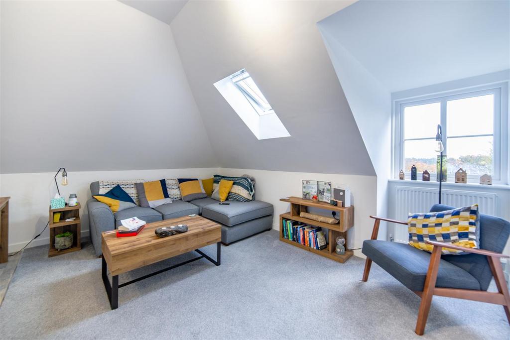 Warkworth House, Wideopen, NE13 2 bed flat £120,000