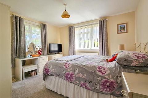 20 Ballards Crescent, West Yelland, Barnstaple, EX31 3EU