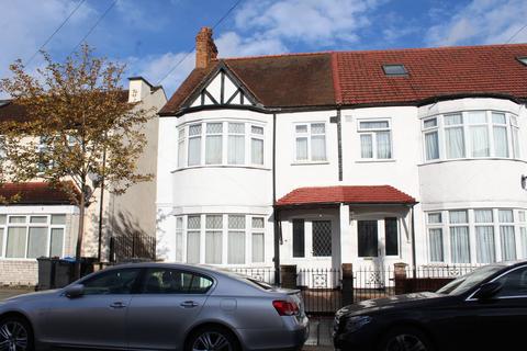 3 bedroom end of terrace house for sale, Limpsfield Avenue, Thornton Heath, CR7