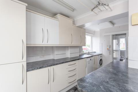 24 Broomhall Crescent, Edinburgh, EH12 7PF