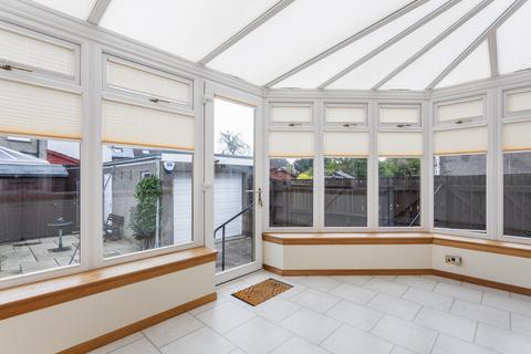24 Broomhall Crescent, Edinburgh, EH12 7PF
