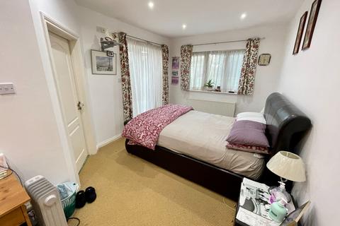 204 Barton Road, Luton, LU3 3NH