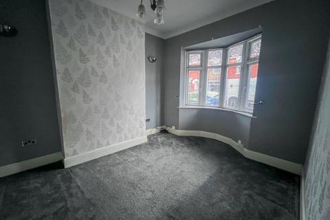 3 bedroom terraced house for sale, Columbia Road, Grimsby, N E Lincolnshire, DN32