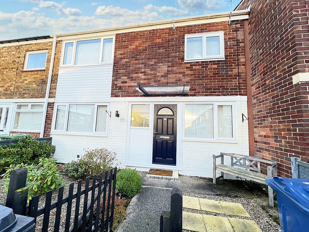 Heaton Gardens, Whiteleas, South Shields, Tyne and Wear, NE34 9TZ 3 bed