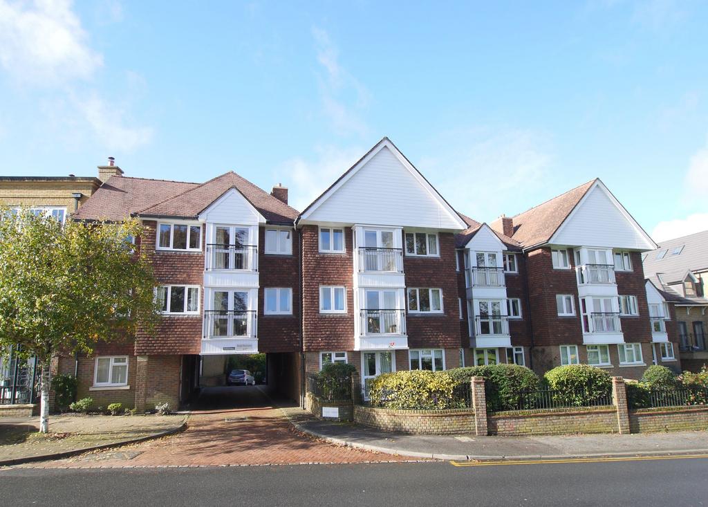 Dartford Road, Sevenoaks, TN13 2 bed apartment for sale £595,000