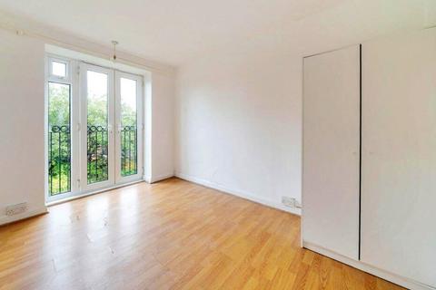 5 Boundary Close, Kingston Upon Thames, KT1 3PE