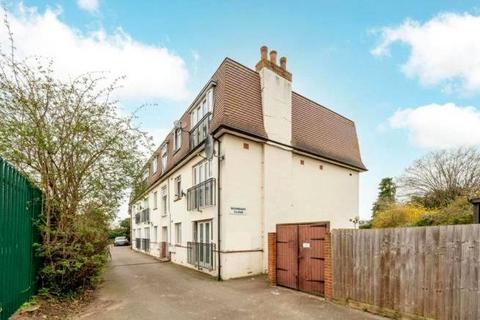 5 Boundary Close, Kingston Upon Thames, KT1 3PE
