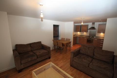 2 bedroom flat to rent, Bouverie Court, Leeds, West Yorkshire, LS9