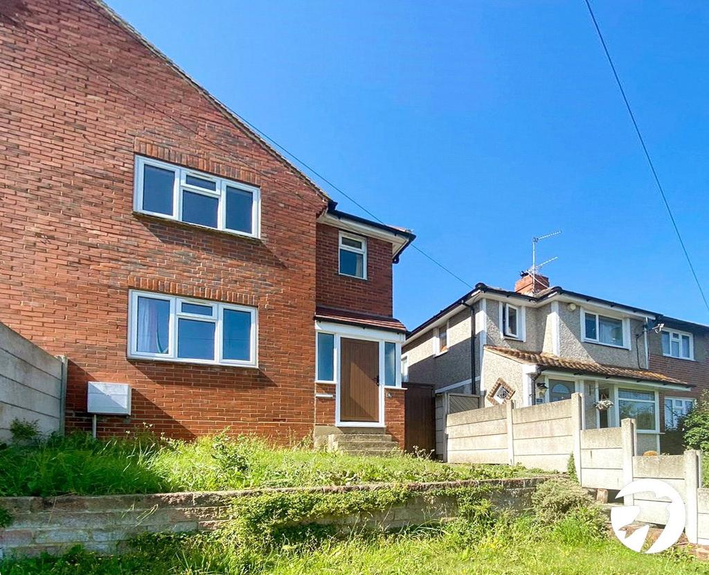 Galahad Avenue, Rochester, ME2 3 bed semidetached house £1,350 pcm