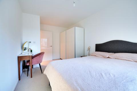 1 bedroom apartment for sale - at Liberty House, Juniper Drive, London SW18